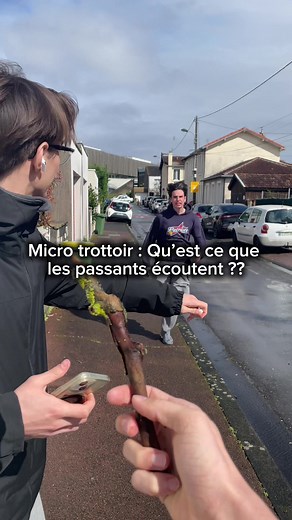 Le droit à l'image des personnes en France repose sur plusieurs textes législatifs ; la jurisprudence y tient une place importante. L'article 226-1, 2° du Code pénal dispose qu'il n'est possible de diffuser une photographie représentant une personne se trouvant dans un lieu privé qu'avec son autorisation. #ppm #tiktok #fyp #droitdimage #sketchplutotmarrant