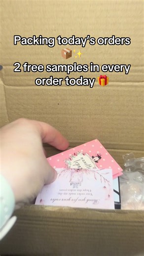 Get 2 Free Perfume Samples with Every Order Today!
