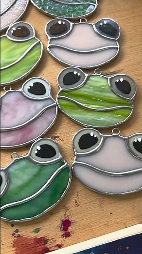 stained glass frogs are just about complete! 🐸💕 #stainedglass #glassart #artsy #art #artscraft #frog