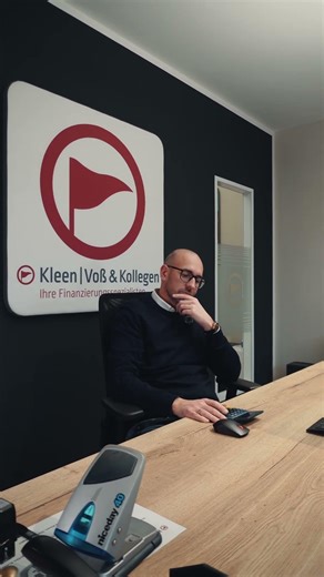 Mutig, mutig. 😅Andi ist neu im Team – und fragt direkt nach einer Gehaltserhöhung. 💰