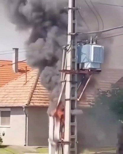 This Is What Happens When A Transformer Burns Out #electrical #shorts