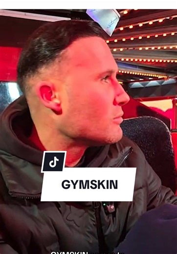 @GYMSKIN comes to Clacton Pier and rides on the waltzer 😵‍💫 #gymskin #clactonpier #essex #clactononsea #foryou