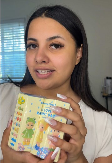 Unboxing Sonny Angel Birthday Cake Surprise