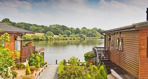 Lakeside Caravan Park, Winsford, Cheshire | Caravan Sitefinder