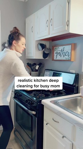 Realistic Kitchen Deep Cleaning Timeframe | Clean with Jessica