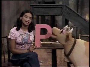 Classic Sesame Street - Gladys The Cow And Maria And The Letter P 1977
