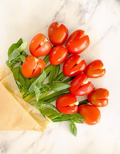 Easy Caprese Tomato Tulips Bouquet Recipe