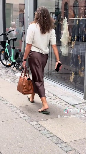 Flip Flops: The Hottest Fashion Trend for Spring 2025