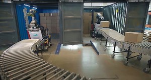 Boston Dynaymics Stretch: Flexibler Logistikroboter stapelt hoch und tief