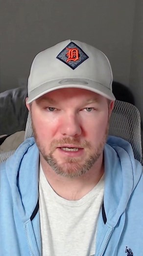 AI automation is reshaping work faster than many expected. Recent reports cite 10,000 jobs lost in the past year from generative AI. Roles impacted include admin support, customer service, data entry, content creation, and software testing. Both startups and large enterprises are adopting new AI tools to cut costs, and McKinsey expects adoption to rise through 2026 across white- and blue-collar roles. Here’s what to know and how to adapt. - what jobs are most at risk from generative AI? - how fa