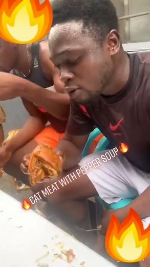 Cat meat with pepper soup 😋😋