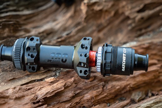 Hands On | Inside the DT Swiss 180 hubs and the new Ratchet EXP freehub system