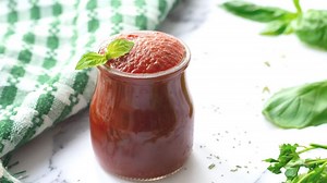 Crazy Easy (& Cheap) Crockpot Spaghetti Sauce