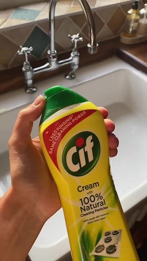 Kleeneze sink clean 🧽 #asmrsounds #satisfying #asmr #cleaningmotivation #cleaning #bee #kleenqueens #asmr #refill #restock #satisfying #asmrsound #asmrvideos #fyp #foryou #reels #fbreels #asmrfridgerestock #kitchenrestockasmr #asthetic #organize | Hallie