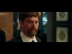 Isla Fisher and Gal Gadot kiss (HD1080p)