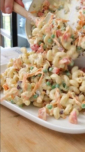 Lighter Macaroni Salad (Greek Yogurt Dressing)
