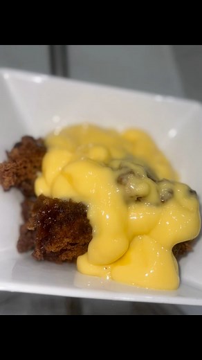 498K views · 9.6K reactions | Steamed pudding recipe  Dough 3 tbsp apricot jam 1 tbsp butter/margarine 1 cup all-purpose flour 2 tsp bicarbonate of soda pinch salt 1 tsp ginger 1 tsp Cinnamon 1tsp baking powder 1cup water Syrup 2cup water 1 cup sugar 1 tsp ground ginger 1 tsp cinnamon | Motshewa Suzan Tshivhanda | Facebook