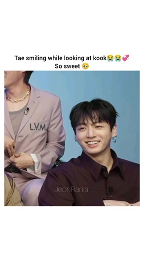 Tae smiling while looking at kook😭😭💞#taekook#shortvideo