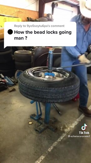 Reply to @9yo5soytu6pa #greenscreenvideo Paintence is key. This isn’t as easy as it looks 🤟#ChimeHasYourBack #CandyCrushAllStars #l1me0 #sally