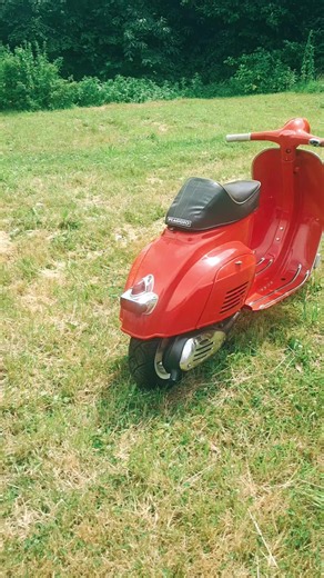 my dads vespa with a new vespa engine #vespa50 #piaggio #restored #italy