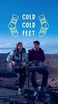🧦 singing above the clouds at Mauna Kea #hawaii #music #maunakea #songwriting #travel #honeymoon