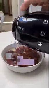 456K views · 2K reactions | Healthy date and chocolate bars  Tag someone who loves a little treat  These are so simple to make and taste soooo good. I made the measurements up as I went along so its easy to freestyle if you want to make them too  | The Body Coach | Facebook