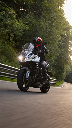 No matter where you ride, we have an accessory to help you get there. Personalise your Tiger Sport 660 with our range of Triumph Genuine Accessories. Configure yours: https://www.triumphmotorcycles.co.uk/configure?sc_camp=BAC358492F744C46BA6966DBB86B377F | Triumph Motorcycles