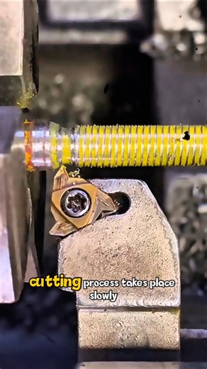 Thread formation on metal rods#shorts #satisfying #working #welding