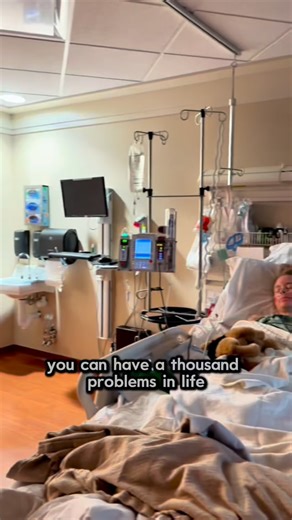 3.7K views · 3.2K reactions | Nothing like a stage 4 cancer diagnosis to put things into perspective- @samtheadventurer86 always shares her experiences with cancer so openly - make sure you follow her 懶 #cancer #cancerawareness #lungcancer #chemotherapy | Young Lung Cancer Initiative | Facebook