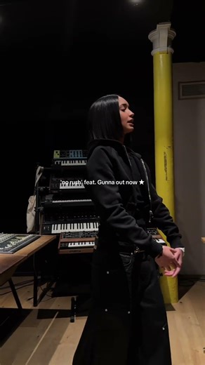 +500k streams in wun day 🥹 let’s keep pushing ★ #norush #IDENTITY #DinaAyada #Gunna