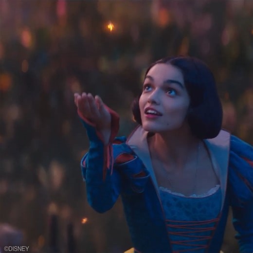 ✨🍎 “Waiting On A Wish,” performed by Rachel Zegler and written by Pasek and Paul, from Disney’s Snow White. Watch: https://youtu.be/5K1-lIv1VAU Disney’s #SnowWhite is in theaters March 21. | Walt Disney Records