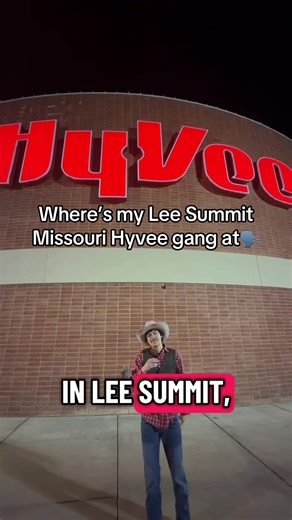 Missouri Adam Killa visits Hy-Vee in Lee Summit😤 who’s been here🗣️ | lee's summit