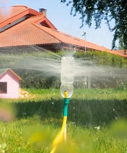 Sunny Garden Makeover with Easy Backyard Upgrade Ideas! 🌷🌟 | Transformazing