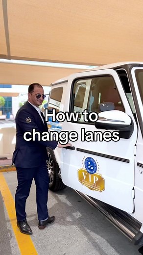 Essential Lane Change Tips for Safe Driving | GMDC Dubai