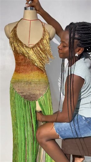 🍂🍃Earth toned crochet monokini: A one-of-one piece specially crafted for a Queen’s vacation fit. I am deeply grateful for this season, enjoy the process with me 🙂🤎 | Hookedbylade