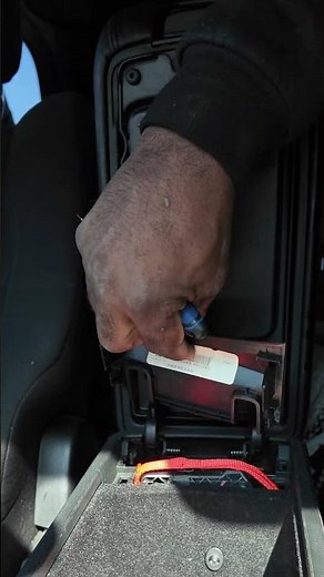 "2019 Dodge Durango: How to Shift to Neutral with a Dead Battery"