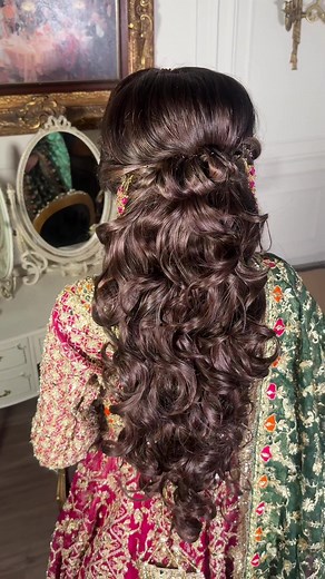 Stunning Pakistani Bridal Hairstyles for Your Wedding