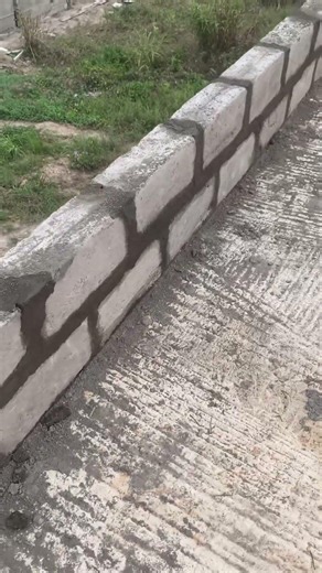 How to lay blocks in construction