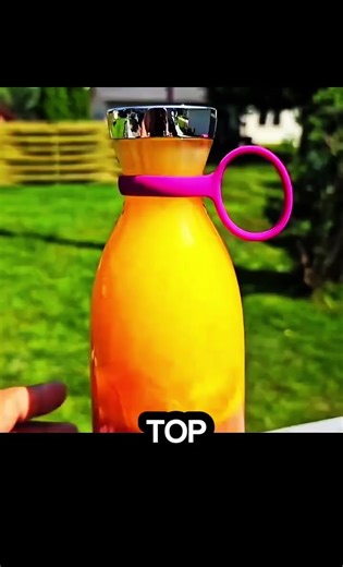 This is a portable fresh-juice bottle#PortableJuicer#duet