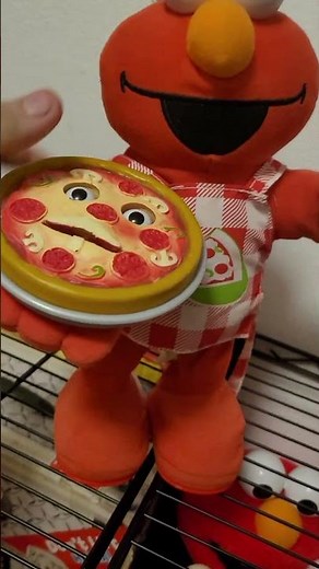 Broken Singing Pizza Elmo 2006