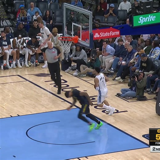 GPII snags it and slams it‼️ 📺 NBC Sports Bay Area / California | Golden State Warriors