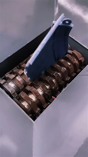 Crusher vs Waste Plastic Board #crusher #shorts #asmrvideo