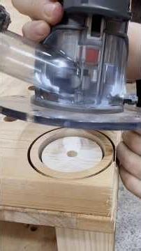 Turning a Wood Block into a Round Wooden Box Using a Hole Saw and a Router