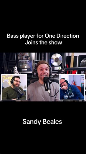 We are so excited to share this incredible interview with Sandy Beales! What a great guy and phenomenal musician! Full episode out now on Patreon, YouTube and our podcast! Links in bio! #twerkethic #onedirection #1d #musicians #interview @CooleyOnDrums