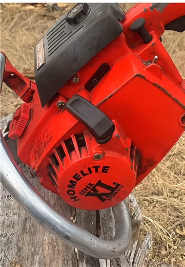 Homelite Super XL Automatic Chainsaw Overview