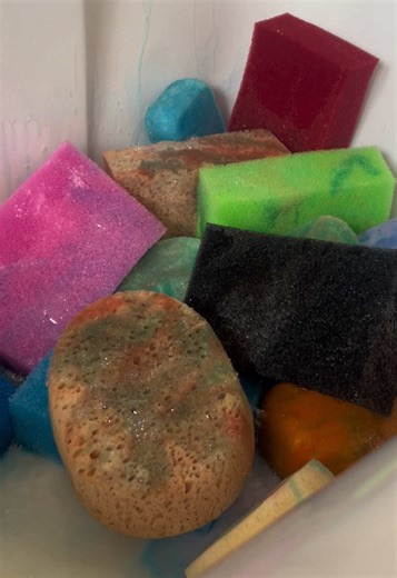 Group Combo Competition: Bathtub Sponge Fun