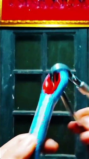 Essential Carabiner Connections: How to Secure Your Gear Properly.