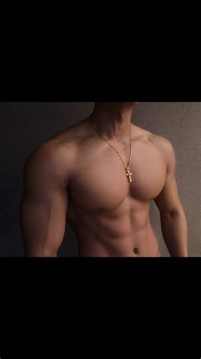 Handsome guy gym show off muscles (1653) #boygym #muscle #shorts