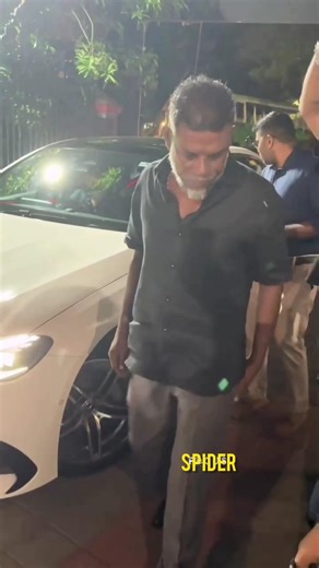 വിനായകൻ ബ്ലെസ്സിയുടെ മകന്റെ വിവാഹത്തിന് എത്തിയപ്പോൾ. #vinayakan #blessy #shrots #wedding