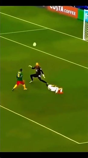 Iconic Goals That Made Football History 😳⚽